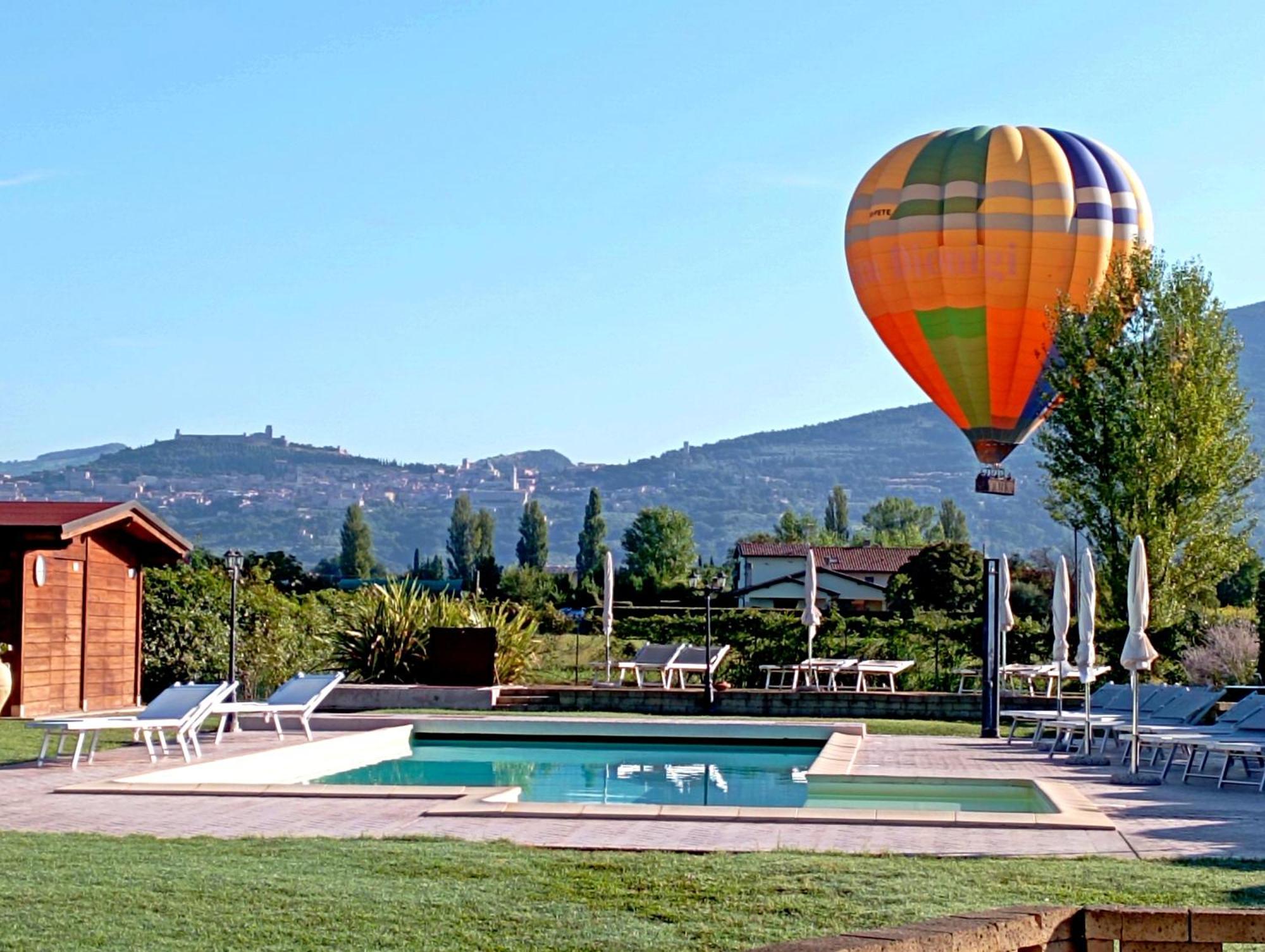 Il Fienile Di Assisi Villa Exterior foto